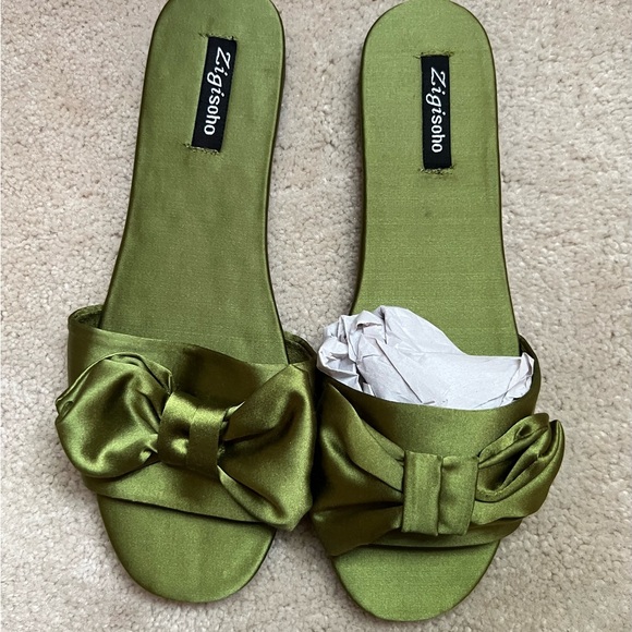 Zigisoho New Green Slides - Picture 3 of 3